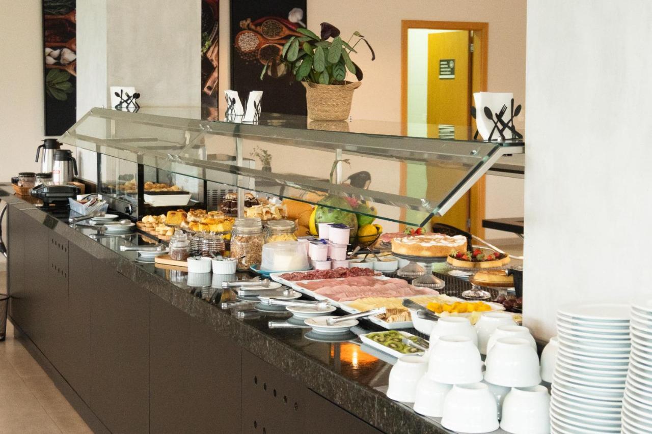 Raf Hotel أومواراما المظهر الخارجي الصورة